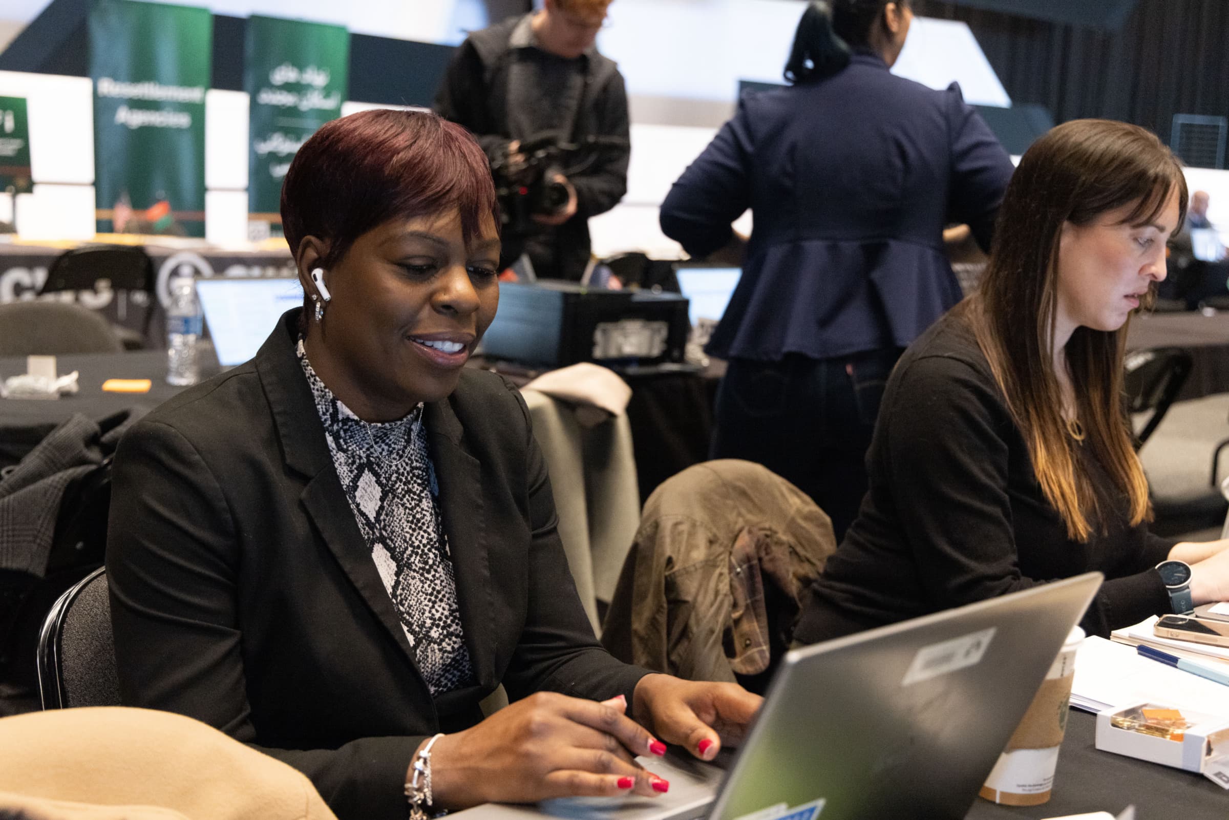 مشاوره مهاجرت و ویزا با وکیل بینالمللی